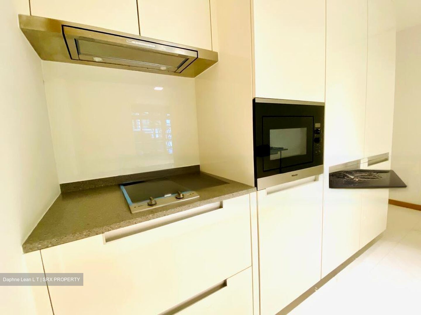 Marina One Residences (D1), Apartment #473278161